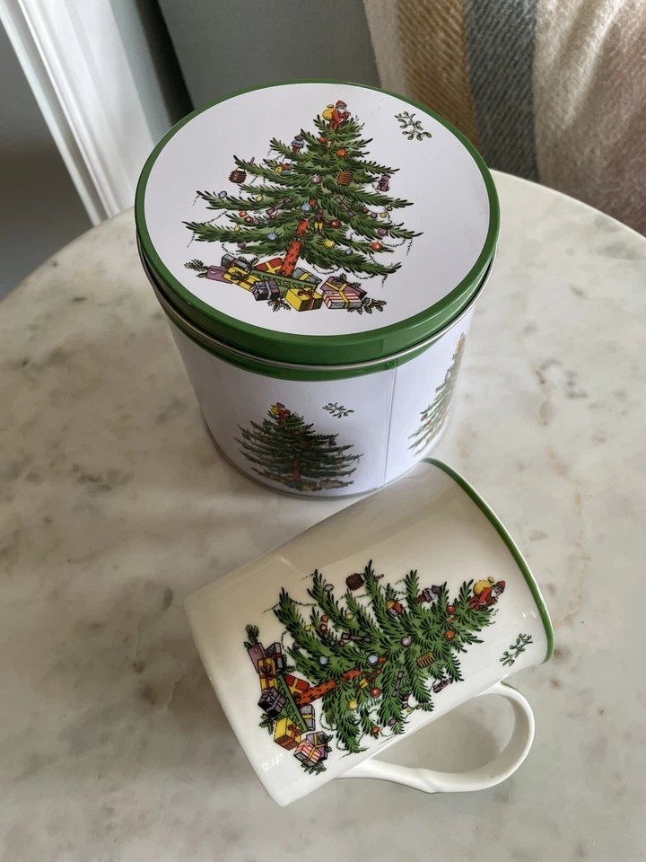 Spode Christmas Tree Mug And Tin Gift - Image 2 of 3