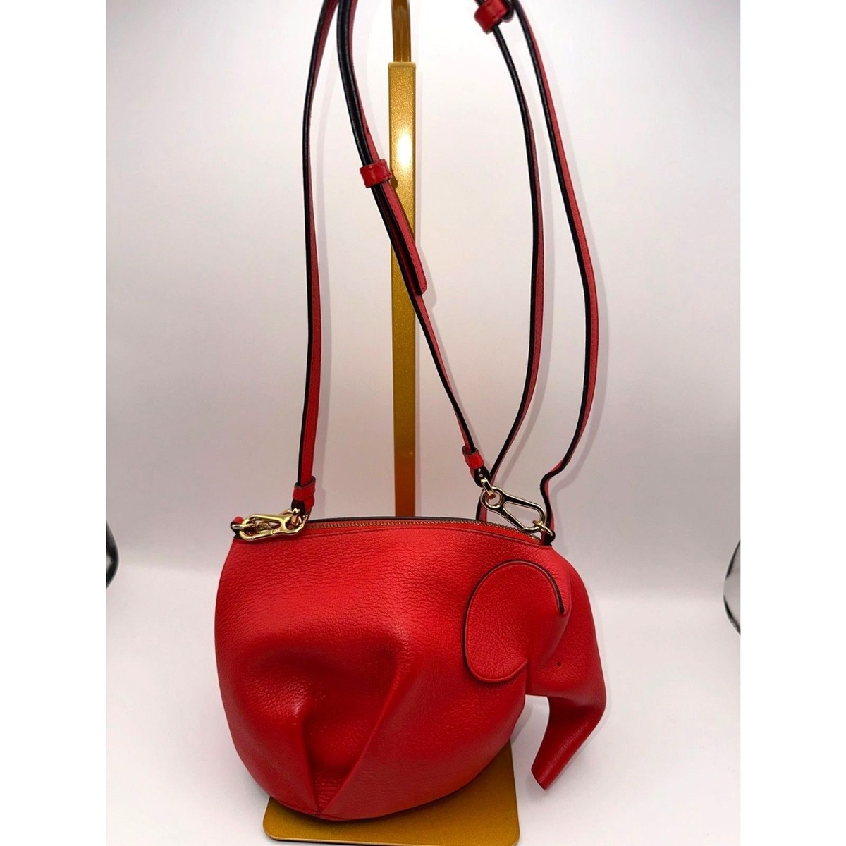 ショルダーバッグ LOEWE ELEPHANT bag red Loewe Red Elephant Crossbody Bag | eBay