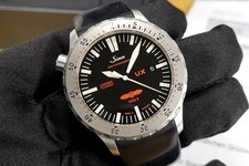 SINN 44 mm UX GSG 9 EZM 2B REVISION NEU HYDRO 403.031 Quarz Einsatzzeitmesser