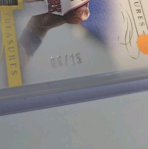 2013-14 Panini National Treasures - Iman Shumpert Auto (AU) 3 Color Mem /25  view 5