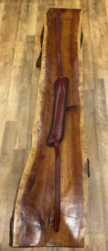 Gibson Modern Vintage Latigo Cowhide Leather Guitar Strap Heritage Cherry