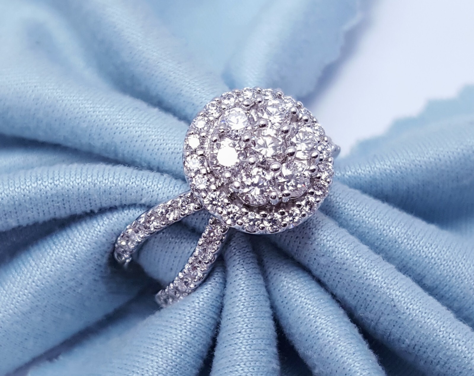 Unique 14K Solid White Gold Designer Split Shank … - image 6