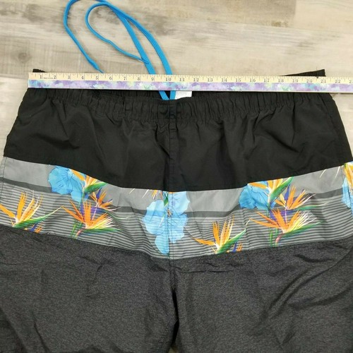 Laguna Originals Herren UPF 50 Badehose Größe 3XL Neu ohne Etikett Tropical Print Schwarz Grau - Bild 3 von 8
