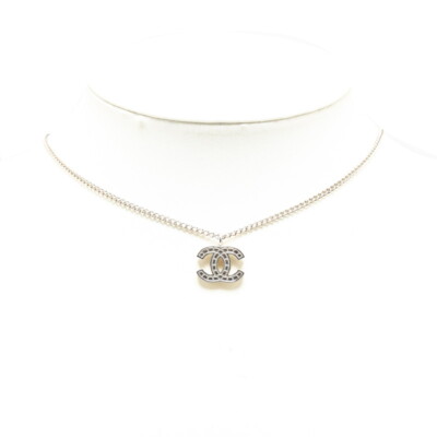 CHANEL CC Logo Pendant Necklace 16
