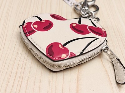 NWT Limited Coach CZ091 Leather Heart Coin Pouch Bag Charm With