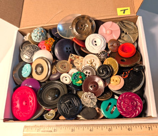 Box o' Buttons! Button Tin Rescues. Mixed Lot. What You See Is What You Get!