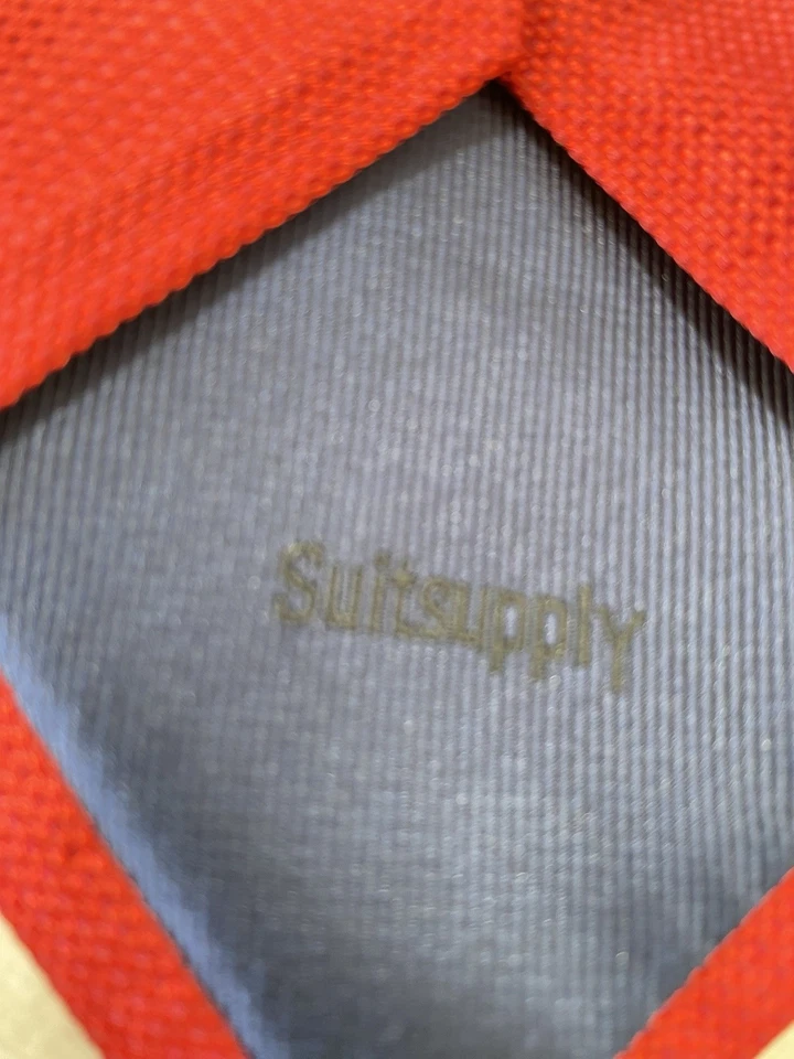 SUITSUPPLY. Corbata de seda roja. M en China. Ex Con  Foto 3 de 4