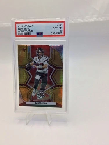 2022 Panini Mosaic Tom Brady #182 Honeycomb Prizm PSA 10
