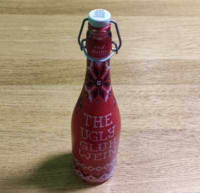 The Ugly Gluhwein Glühwein leer Schwenkverschluss Flasche 75cl Upcycle Recycling