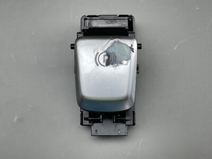 Original Mercedes C-Klasse W205 C205 Parkbremse Handbremsenknopf A2059051516