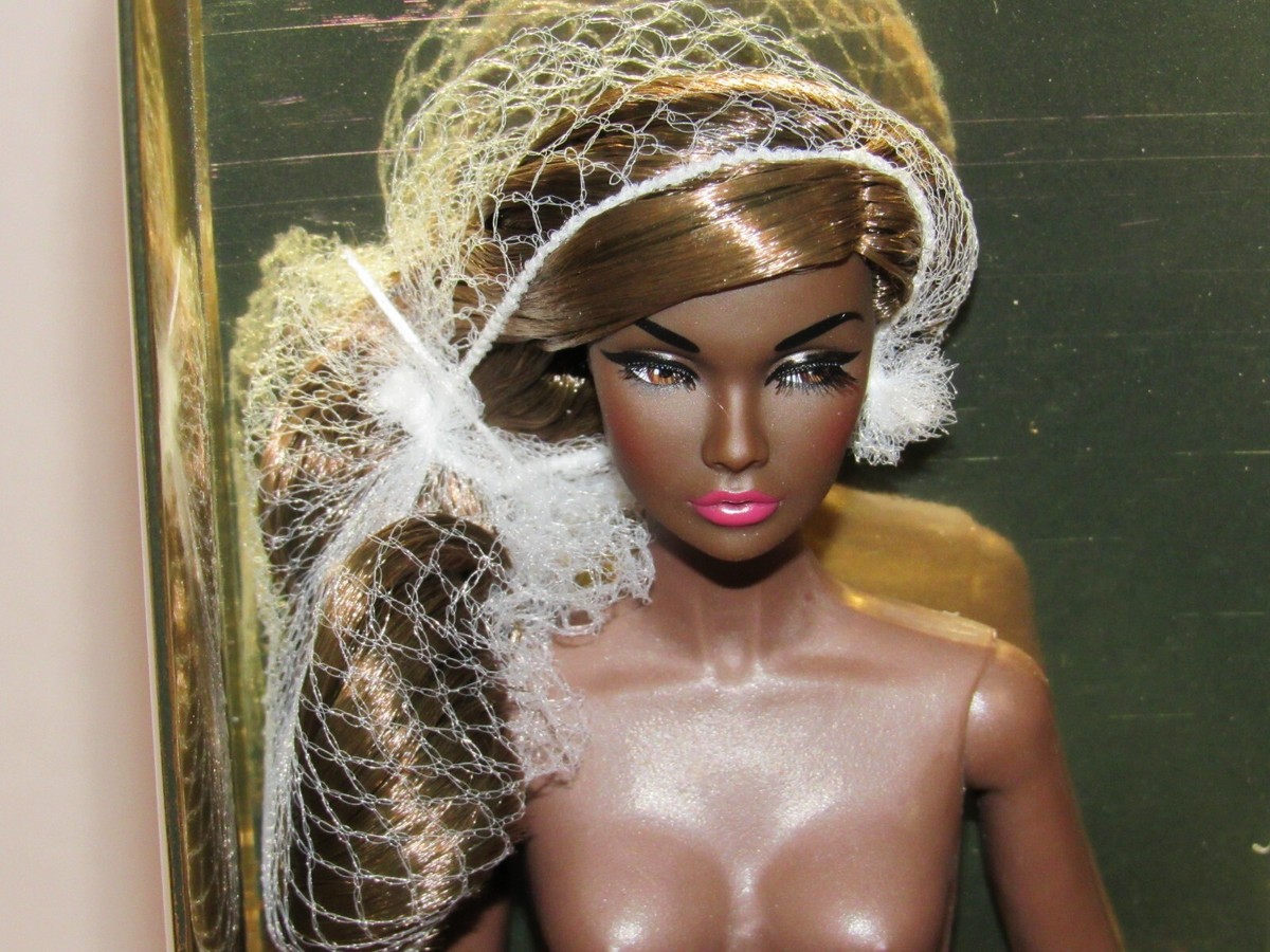 Gorgeous Poppy Parker Nude Doll NRFB 2021 Obsession Convention