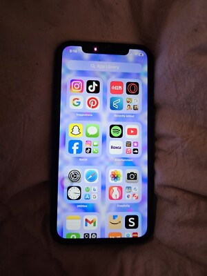 IPhone 11 64 Go Noir – Débloqué – Avec TikTok ? – Occasion Bon état