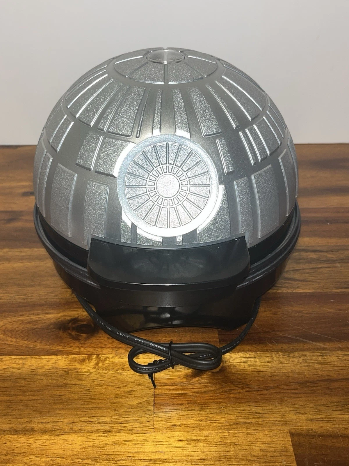 Star Wars Halo Death Star Waffle Maker. Tested And Working.