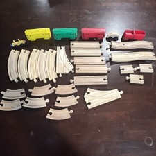 Thomas The Train Brio Melissa Doug Compatible Wooden Tracks Lot Of 24 Pcs Wood