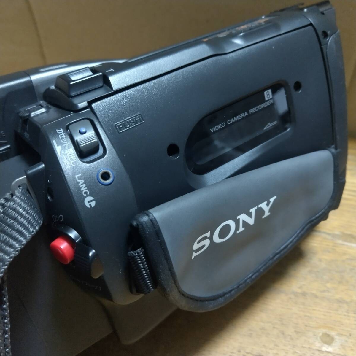 Sony CCD-TRV425 Handycam Video Camcorder 8mm Video Used From JAPAN