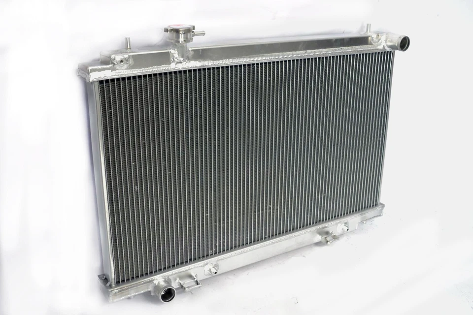 Radiador de aluminio completo para Nissan 350Z 2003-2006 2004 3,5 L V6 (AT) DPI2576 Foto 3 de 4