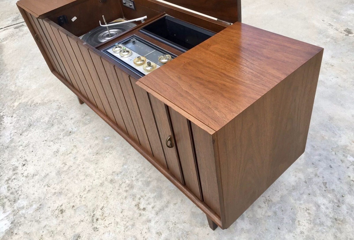 レトルト　レトロト　セミコンプ　セット　コンプリート Mid Century Modern Zenith Stereo Console / Credenza - Local Pick