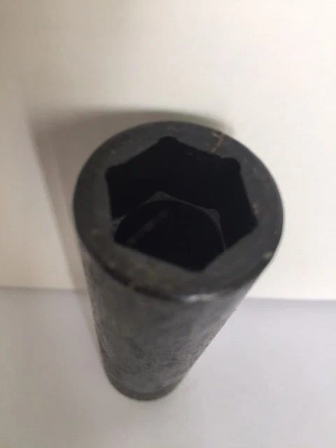 NEW Snap-On Tools, 5/8", 1/2" Drive, 6 Point, Deepwell Socket Model # SP200 - Image 2 of 2