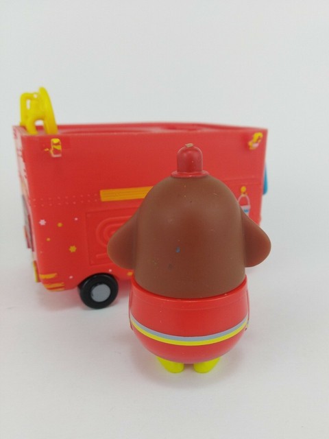HEY Duggee Rescue Vehicle Fire Truck Playset With 3