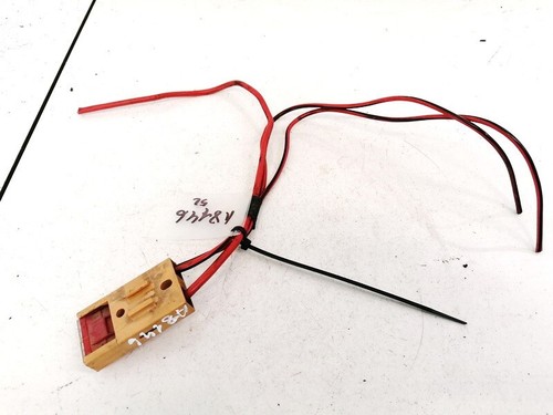 Audi A4 1998 Fuses 8A0937530, Genuine #1631310-03