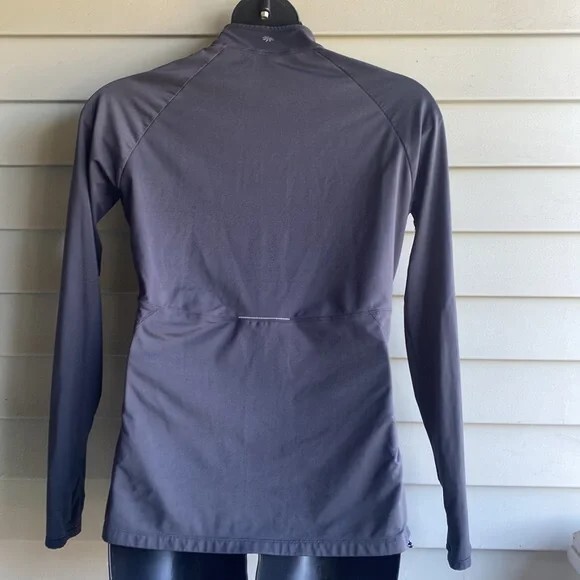 Athleta pullover jacket. Size Large - image 4