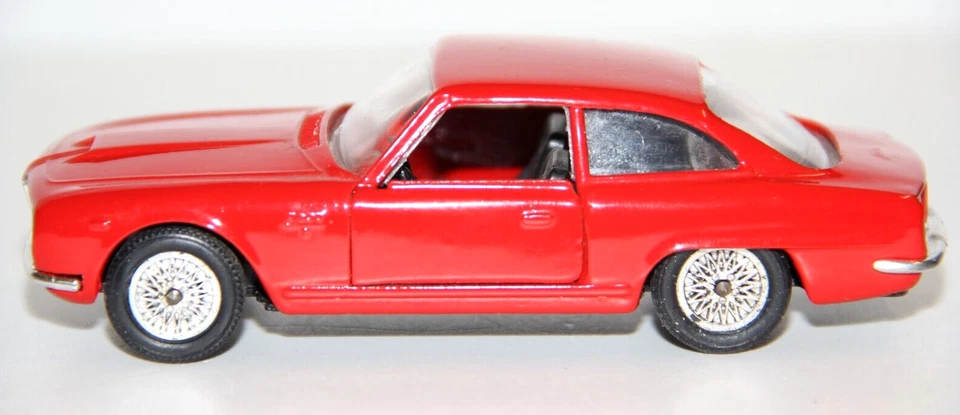 VEREM USATO 1:43 DIE CAST AUTO ALFA ROMEO 2600 ROSSO ART EDI 3 ALFA - Immagine 2 di 4