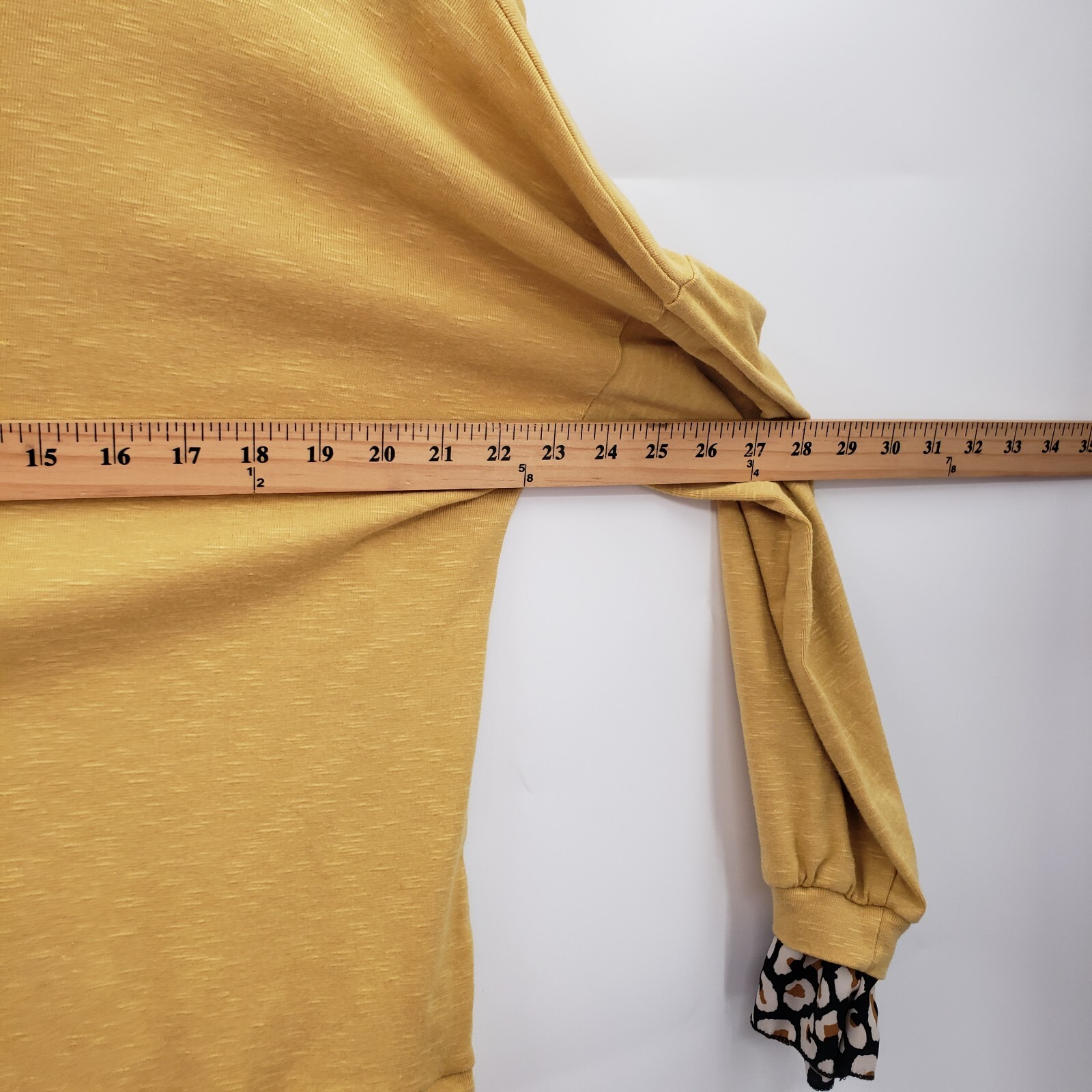 Hailey & Co Boutique Mustard Yellow Knit Top Womens Small Leopard Print Layered