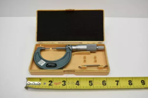 USED MITUTOYO MICROMETER 0-1" 111-165 WITH CASE