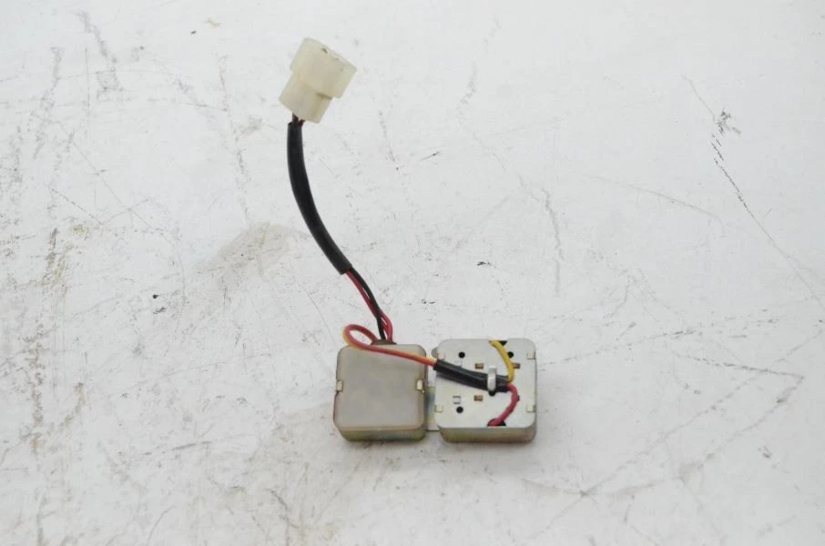 Par de relés Datsun 280zx L28 1982-1983 Foto 4 de 4