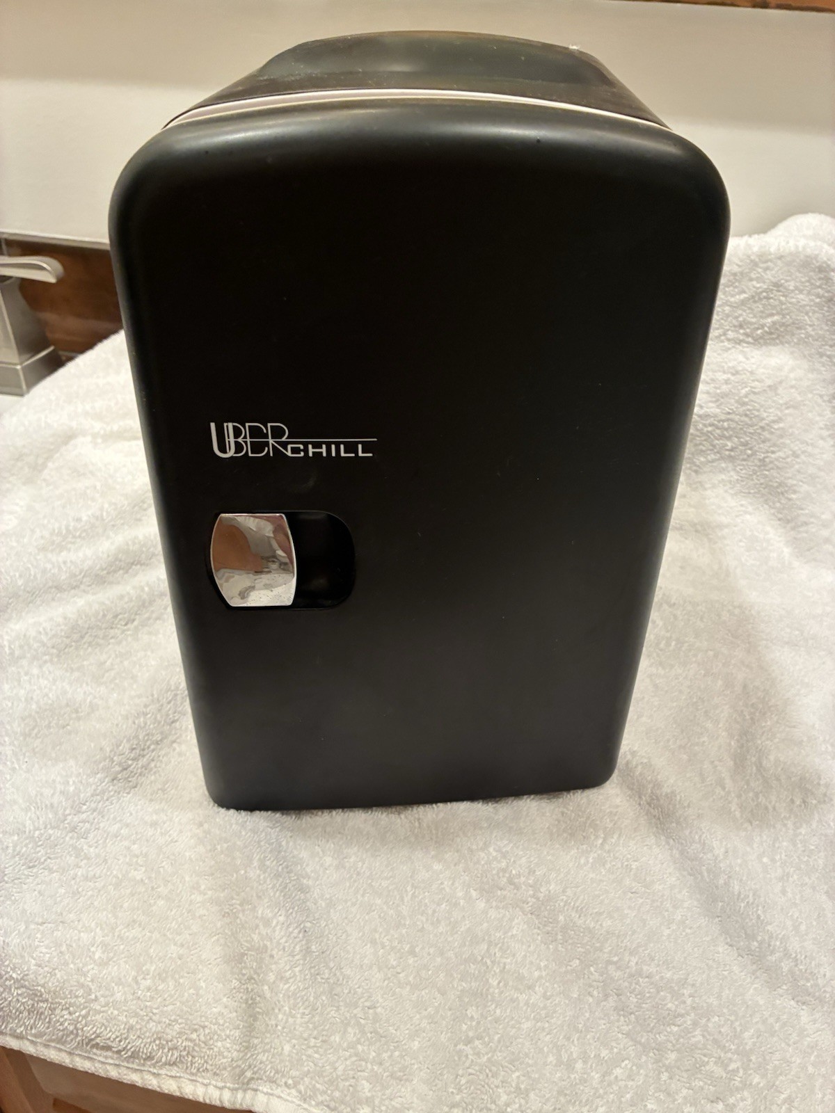 6-can Portable Cold/warm Ub-ch1 Uber Works Vgc