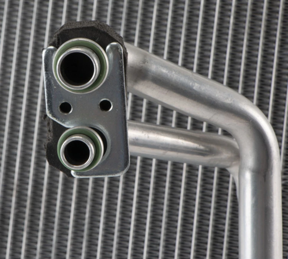 Núcleo evaporador de flujo paralelo Four Seasons 64056 para Fiat 500 500L 500X 12-19 Foto 3 de 4