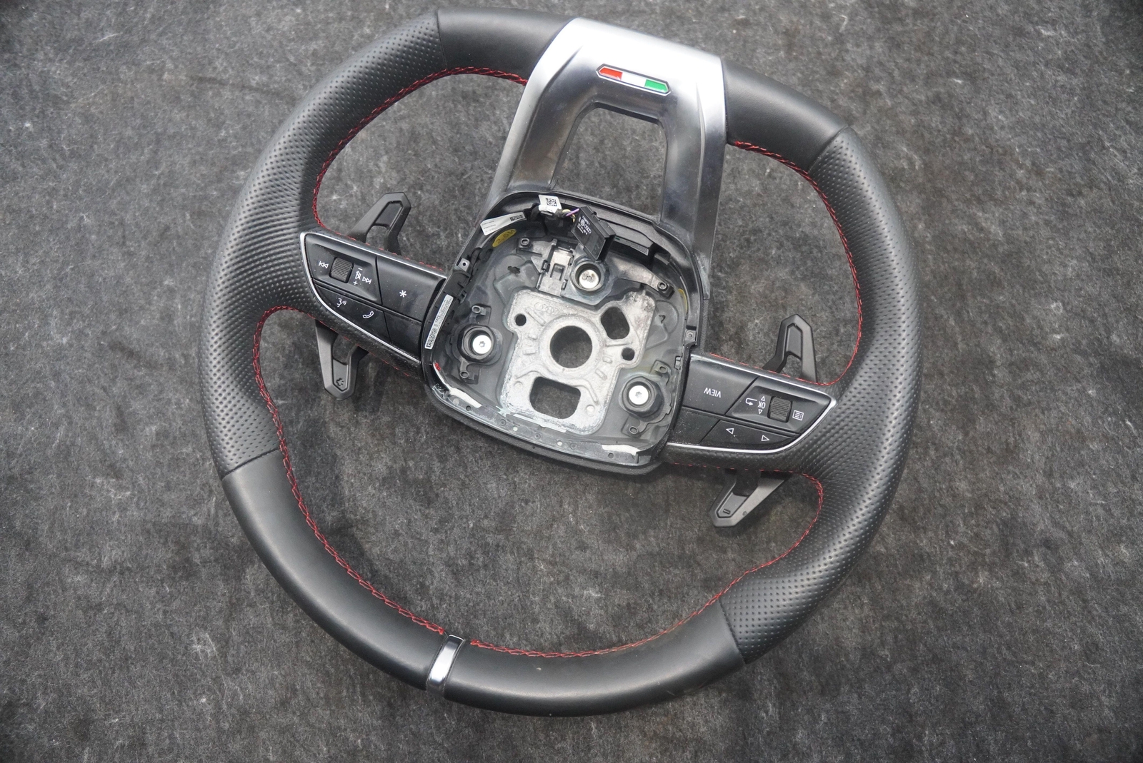 Front Left Driver Steering Wheel Leather 4ML419091A Lamborghini Urus 2019 *Note*