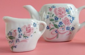 kidstuff tea set