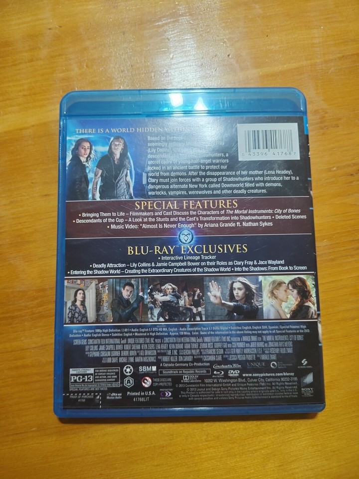 The Mortal Instruments: City Of Bones [Blu-ray] – 2013, PG-13, Very Good Condition