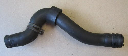 VW Audi Seat Skoda AXR Kühlerschlauch Wasserschlauch Schlauch Kühler 1J0122073A