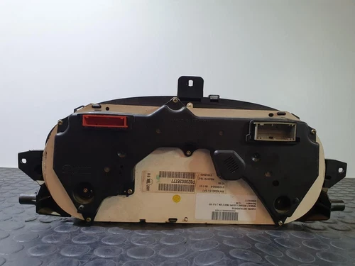 8200038777 Instrumentenblende für RENAULT MEGANE I FASE 2 COUPE (DA...) 157404 - Bild 2 von 8