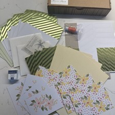 Stampin Up FOREVER FRIENDS KIT Makes 8 Cards New, Missing Clear Block