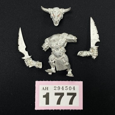 MINOTAUR LORD DOOMBULL WARHAMMER Metall Chaos Citadel Beastmen Alte Welt