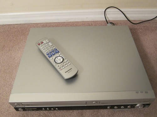 Panasonic DMR-ES35V Dubbing DVD Recorder Player VHS VCR Combo w/ remote - Picture 2 of 5
