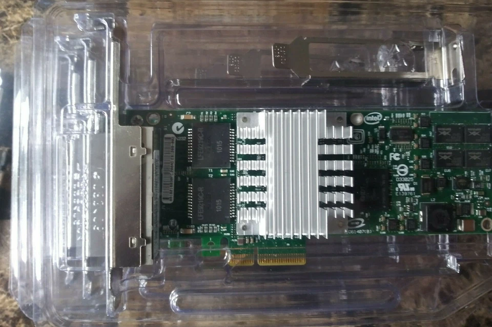 NEW INTEL PRO/1000PT EXPI9404PTL QUAD PORT ETHERNET NIC 39Y6138 w/BOTH BRACKETS - Image 2 of 4