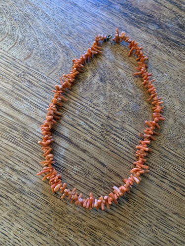 Vtg natural orange coral branch bead necklace 1/2”w 18”L old clasp