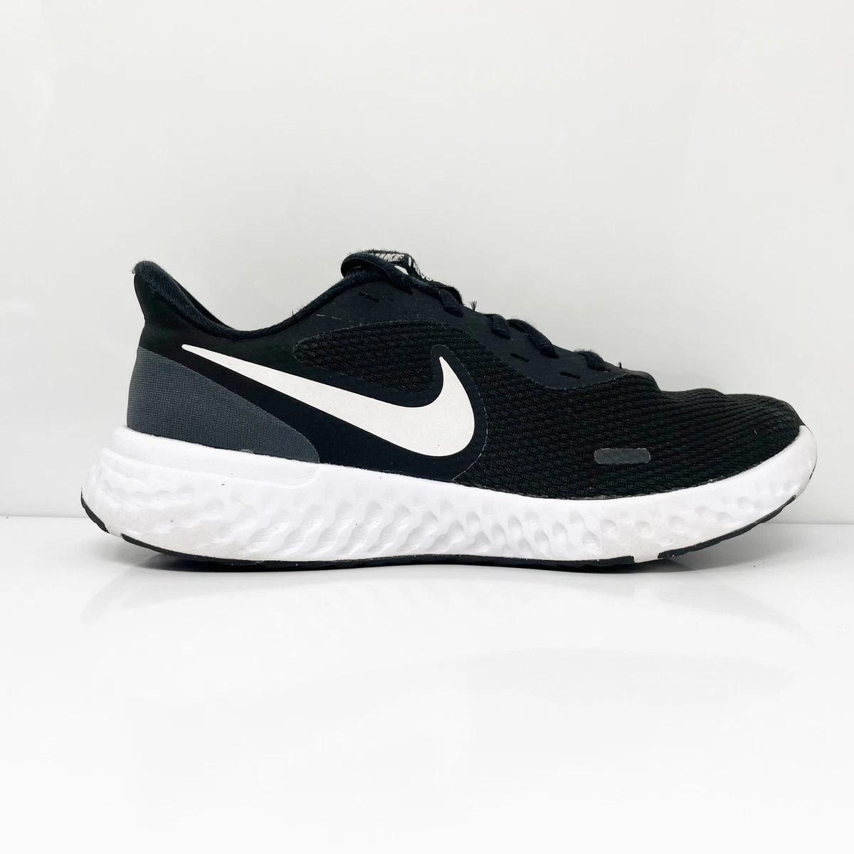Nike Womens Revolution 5 BQ3207 002 Black Running Shoes Sneakers Size 8.5