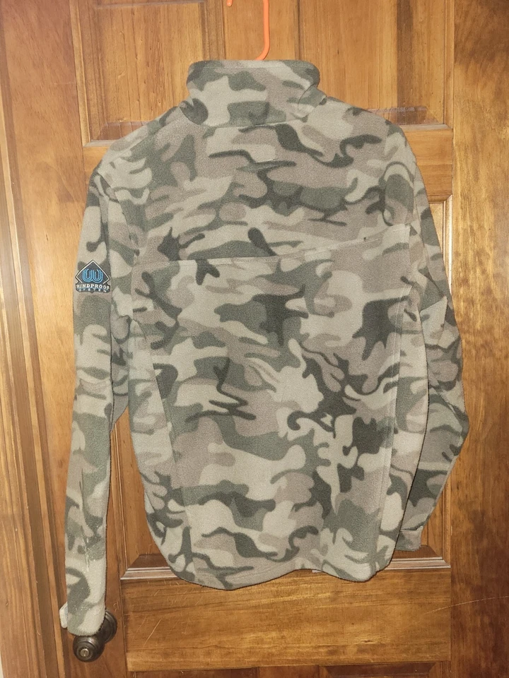 Chaqueta cortavientos Redhead 1856 camuflaje para hombre pequeña polar usada en excelente estado Foto 3 de 4