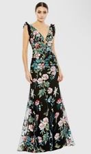 Mac Duggal 68273 Sz 12 Black Floral Embroidered Plunge Neck Trumpet Gown $598