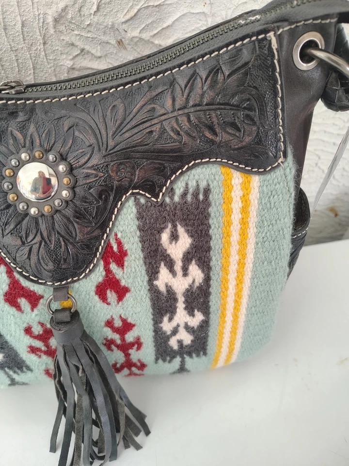 NOCONA Western Bolso de Hombro Cuero Tooled Oculto Llevar Multicolor NUEVO Foto 2 de 4