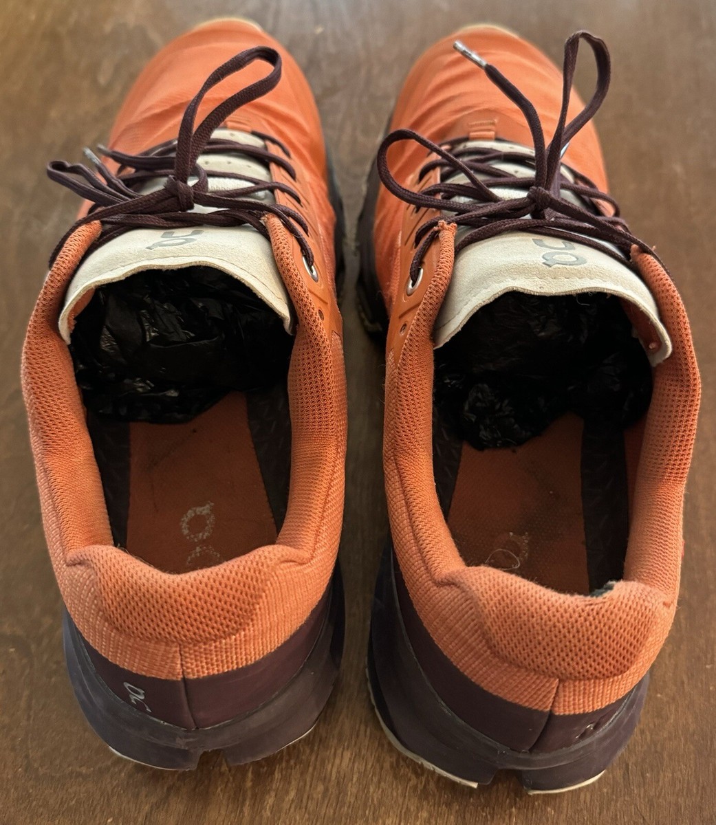 On Running CLOUDVENTURE Running SNEAKERS in Flare Mulberry  display picture 1