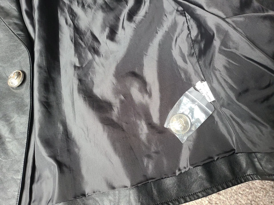 Chaqueta Blazer de Cuero Sintético Negro River Island Talla 12 Foto 4 de 4