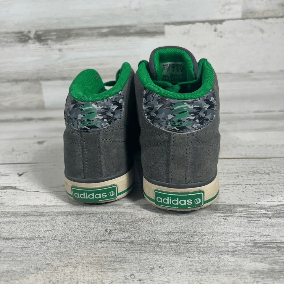 Adidas Niños Neo Prendas para el torso Alto Zapato Informal Tenis Gris Gamuza Verde Rayas 4 EE. UU. Foto 3 de 4