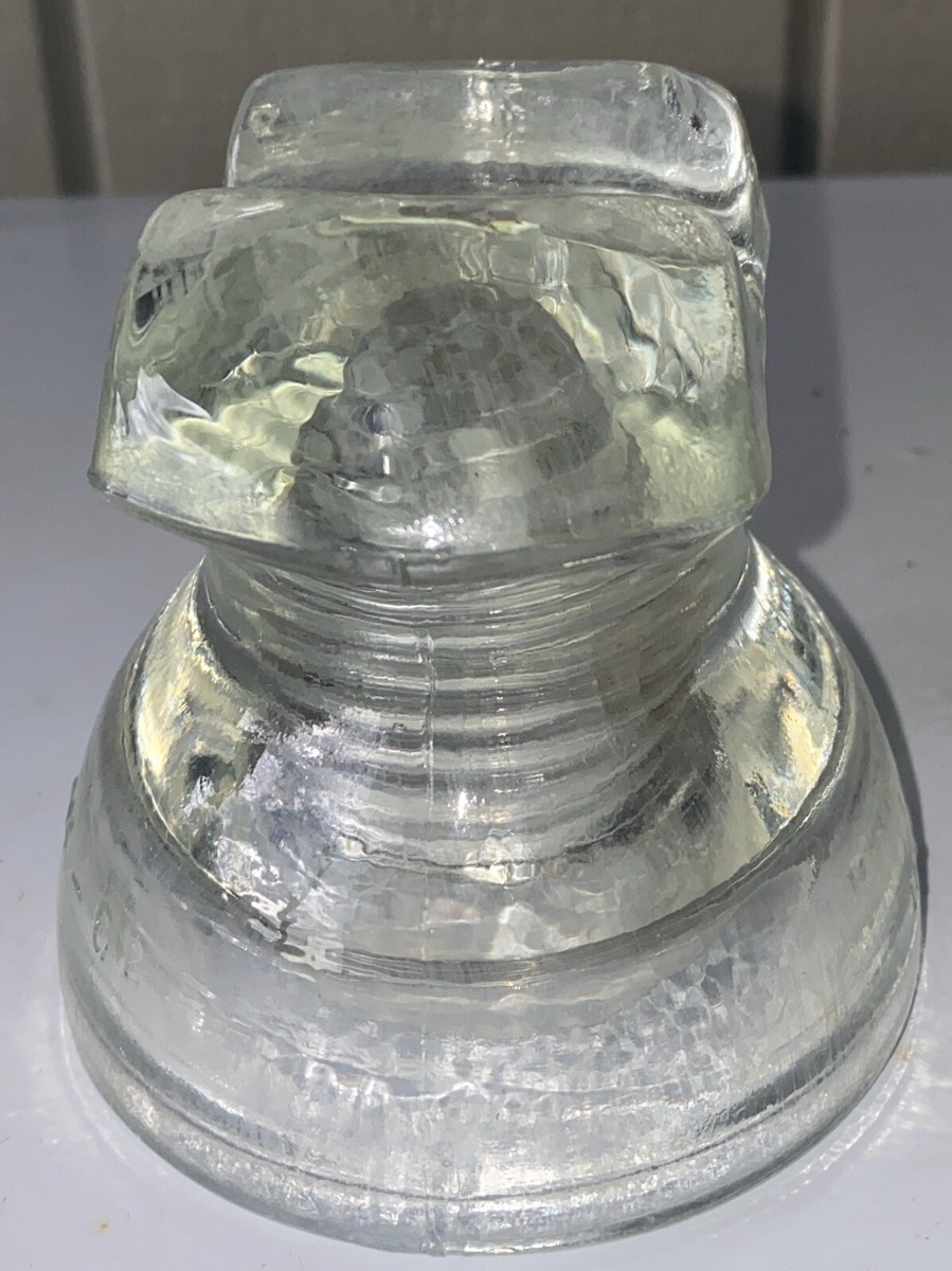 ビンテージ　海外ガラス Antique Saddle Top Hemingway #62 Clear glass Insulator | eBay