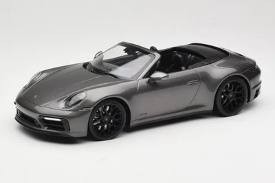 Porsche 911 992 Carrera 4 GTS Cabriolet Grey Metallic Minichamps 1:18 | 15506303 - Photo 1/4